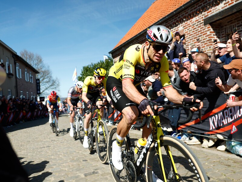 “Daar hebben we dus écht  op gewerkt”: waarom Wout van Aert zondag in Roubaix in principe nóg sterker voor de dag moet komen