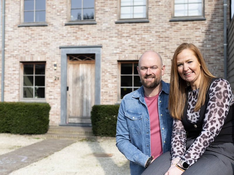 Het rijhuis van Davy en Jirina heeft eerder de allure van een villa: “Wie zo’n omgeving wil, betaalt soms 50.000 euro meer”
