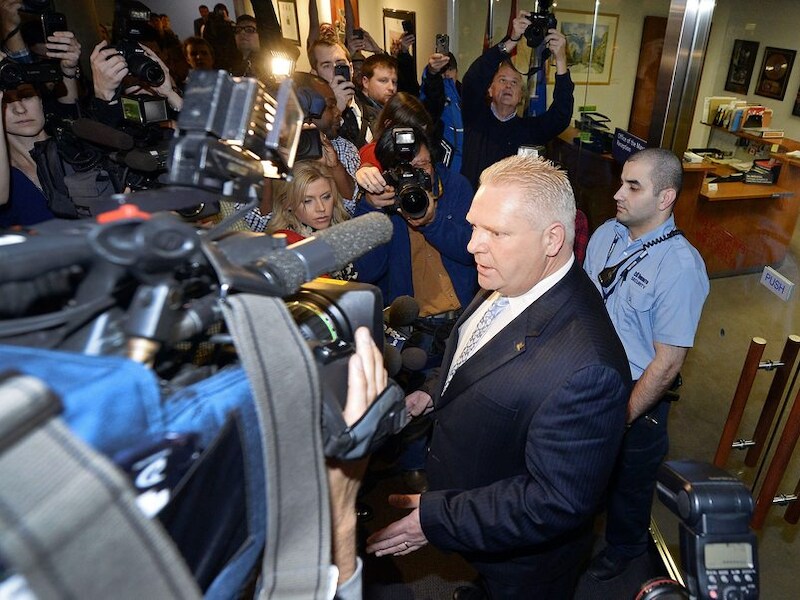 Rob Ford sprak de media toe na de gemeenteraad gisteren.