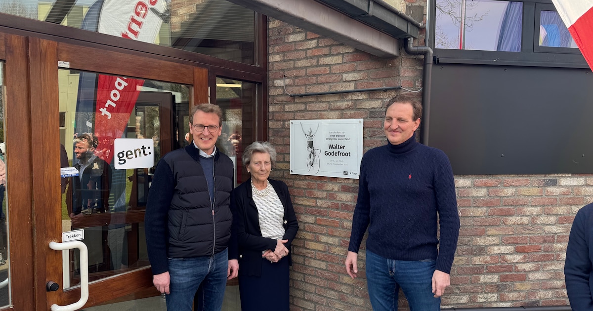 “Grote Gentenaar en icoon van de wielersport”: Drongen onthult ...
