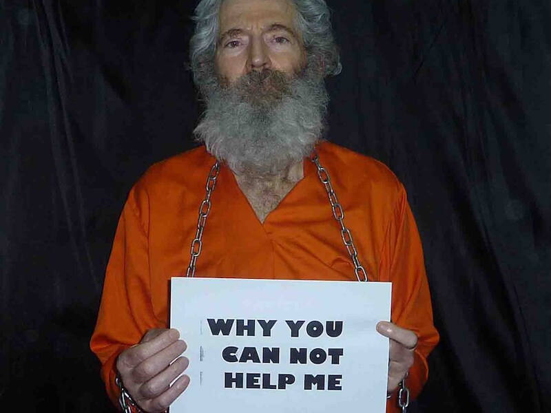 Robert Levinson, op een foto die in april 2011 in de openbaarheid kwam. Het is niet bekend wanneer de foto is genomen. Levinson verdween vier jaar eerder.