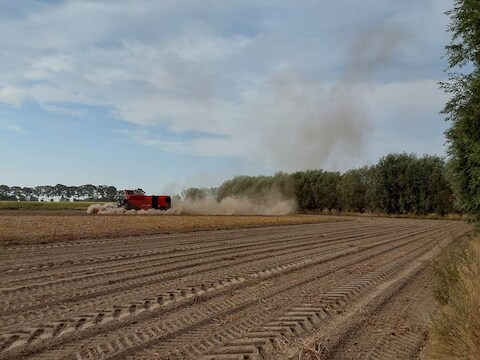 Stofwolken door aardappeloogst 