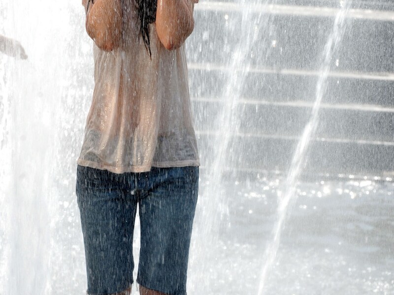 Katie Holmes tijdens de opnamen van Mania Days in New York.