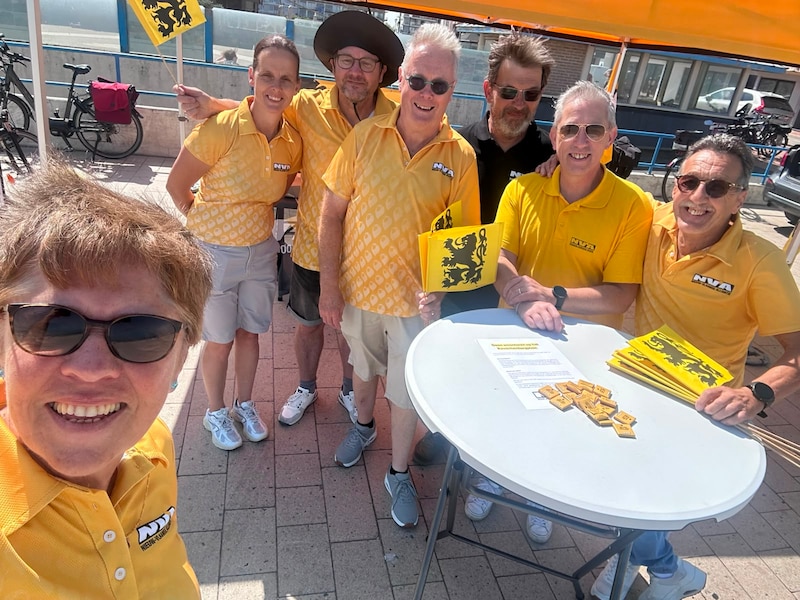 N-VA Middelkerke hield actie op symbolische locatie: “We blijven gekant tegen toekomstige woontorens” 
