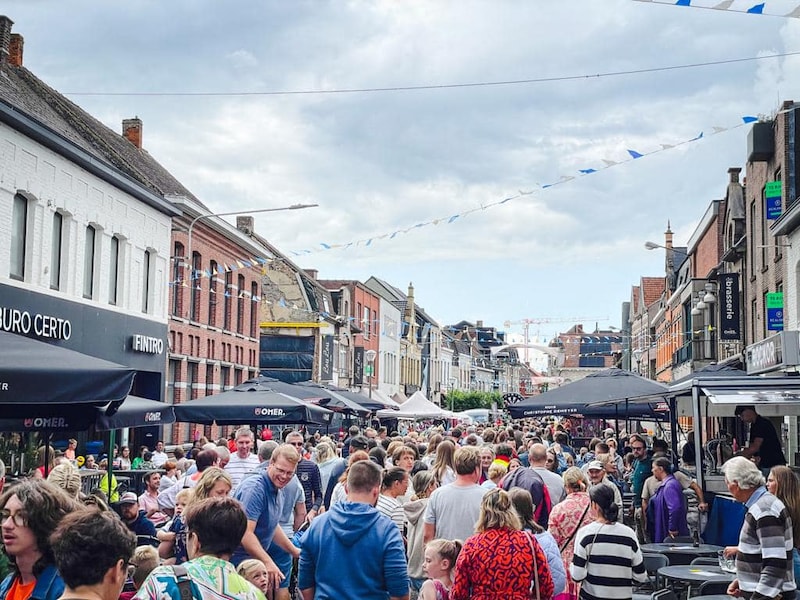 La Braderie palmt zaterdag opnieuw centrum van Avelgem in: 130 standhouders en Vlaamse artiesten
