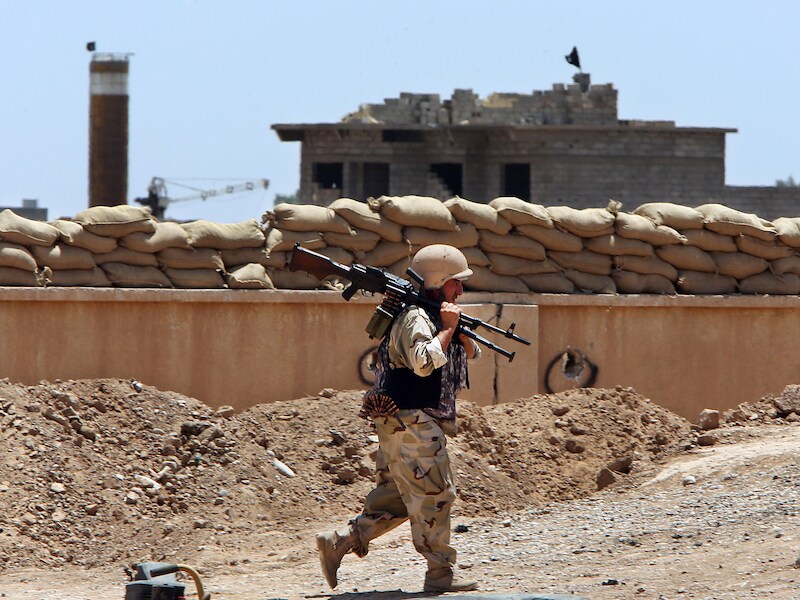 Een Koerdische peshmerga-strijder.
