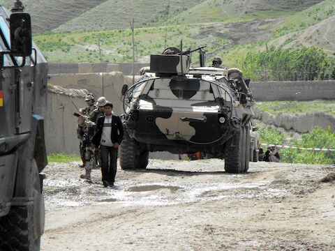 Een gezamenlijke Duits-Belgische patrouille in Kunduz. (Archieffoto uit juni 2010)