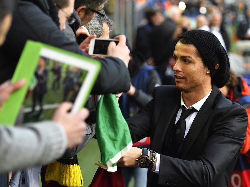 Ronaldo kampt met een knie- en hamstringblessure.