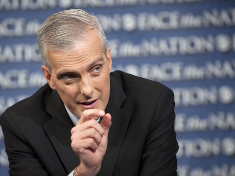 Denis McDonough, stafchef van het Witte Huis, zondag op de Amerikaanse televisie.