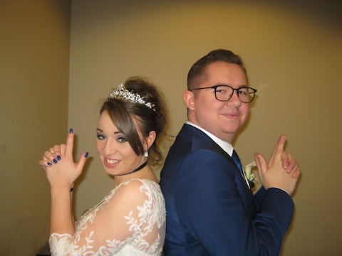 Kristel Appelt en Mike Gielen tijdens hun huwelijk in de gevangenis van Hasselt (26 november 2019).