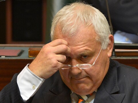 LDD-politicus Jean-Marie Dedecker liet zich onlangs beetnemen door StuBru-presentator Gunther D..