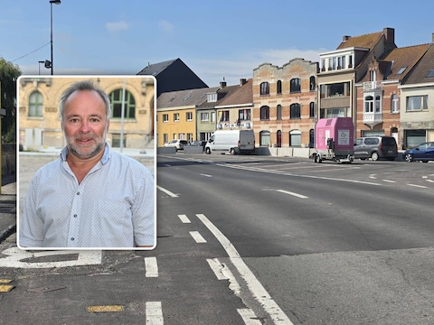 De doortocht in Lombardsijde., Inzet: Schepen van openbare werken Johan Töpke