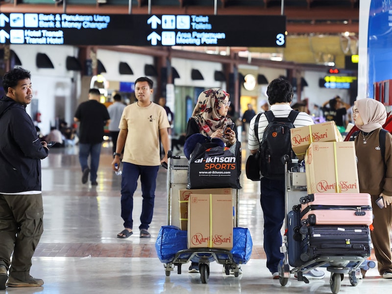 Luchthaven van Jakarta schort activiteiten op na vulkaanuitbarsting