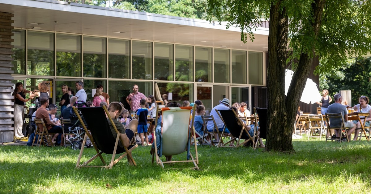 Verenigingen openen pop-up zomerbar Kollebar in De Kollebloem in Heusden