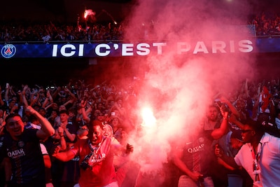 Groot feest in Parc des Princes: stadion vol PSG-fans viert tweede Champions League op rij