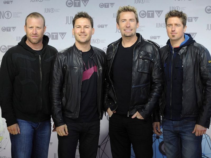 Nickelback kondigt vrijdag groot nieuws aan. 