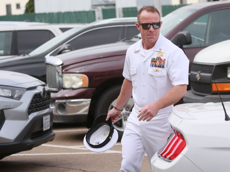 Moordende Navy SEAL Edward Gallagher krijgt steun van Trump en zet zo Amerikaans leger op zijn kop