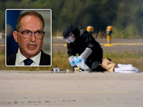 De Duitse minister van Binnenlandse Zaken Alexander Dobrindt (inzet) spreekt van een “hybride aanslagscenario”. 