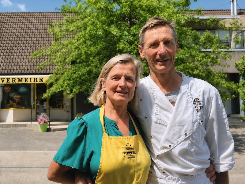 Na 39 jaar nemen Luc (65) en Christine (63) afscheid van hun geliefde bakkerij Vermeire: “We zagen kinderen opgroeien en later met hun eigen kinderen terugkomen”