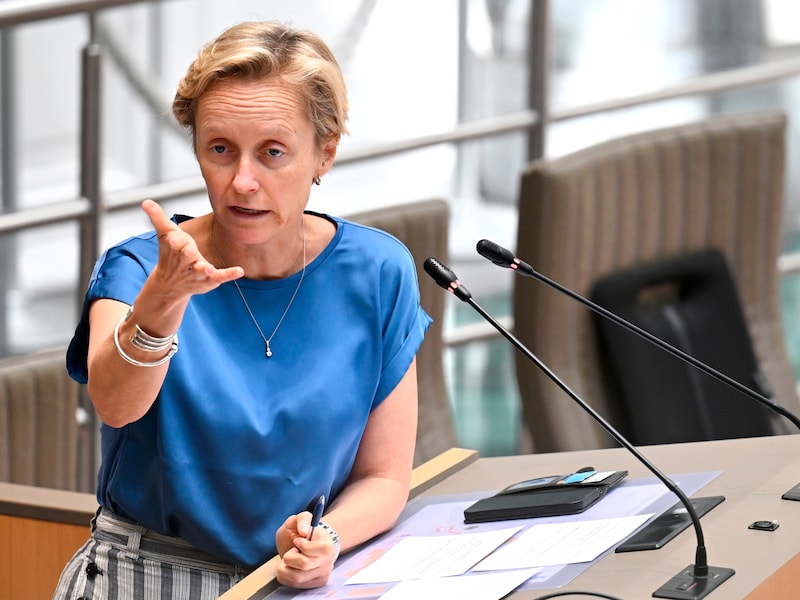Vlaams minister van Mobiliteit Annick De Ridder (N-VA). 