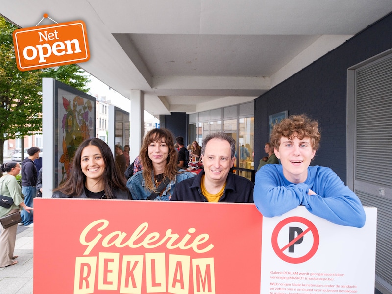 NET OPEN. Vroeger lokten ze klanten naar de bank, nu hangen er kunstwerken in: Galerie REKLAM opent waar ooit afspanning De Posthoorn stond