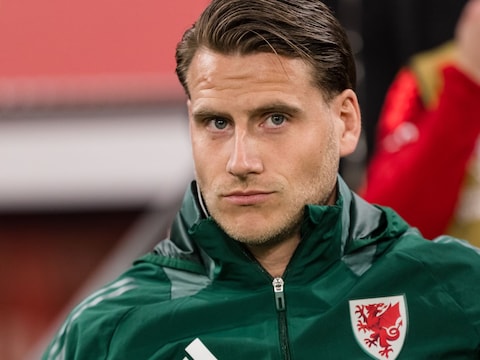 Cremers als assistent van Wales