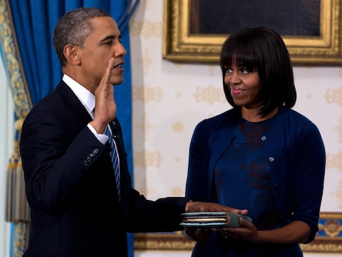 Obama legde gisteren al officieel de eed af, in aanwezigheid van zijn gezin en opperrechter John Robberts, die de eed afnam.