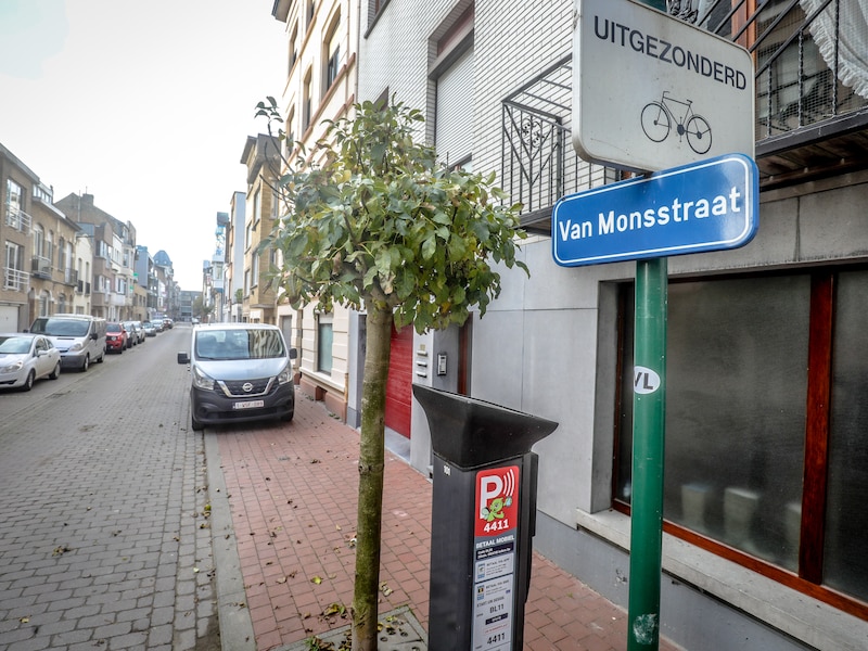Het incident gebeurde in de Van Monsstraat in Blankenberge.
