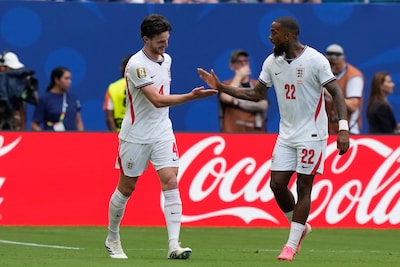 Engeland klimt meteen op voorsprong in troostfinale: Declan Rice opent score met plaatsbal
