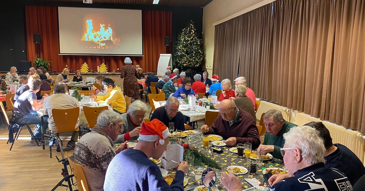 Sociaal kerstdiner lokt 65 bezoekers naar Cultuurcentrum Baarle