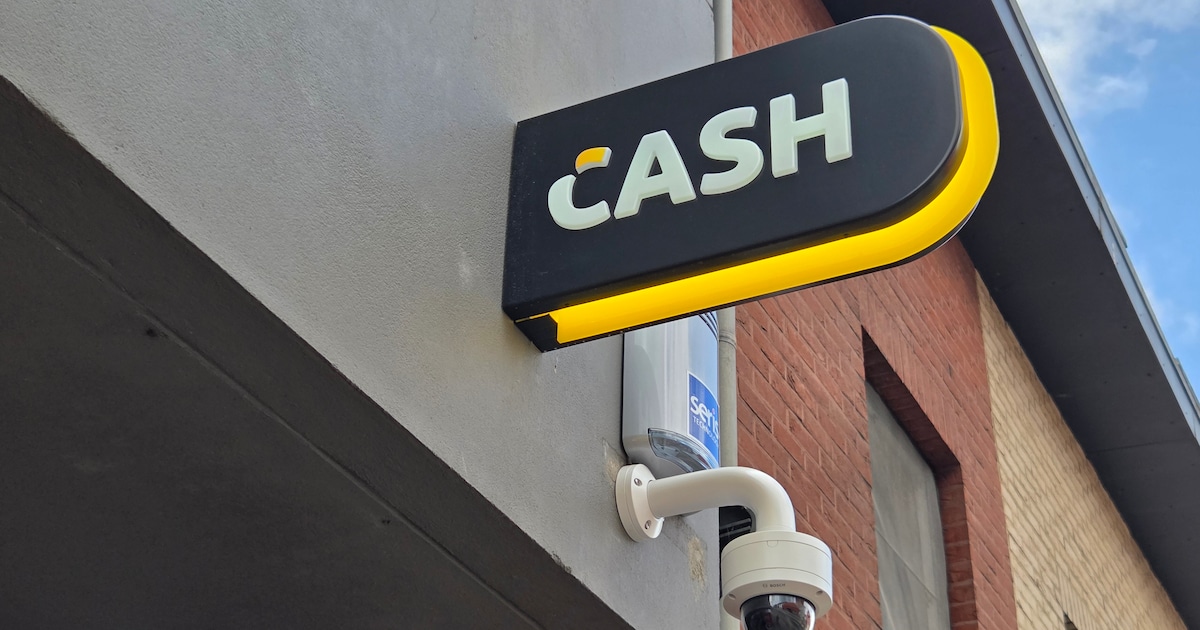 Nieuw CASH-punt in Molenstraat maakt geld afhalen en storten makkelijker in Londerzeel