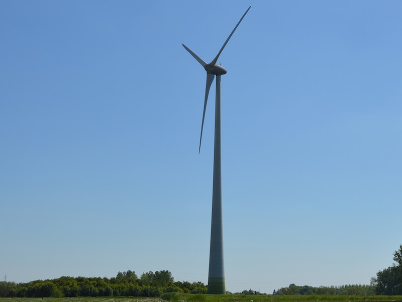 Langs de N45 tussen Ninove en Aalst staan er al verschillende windturbines.