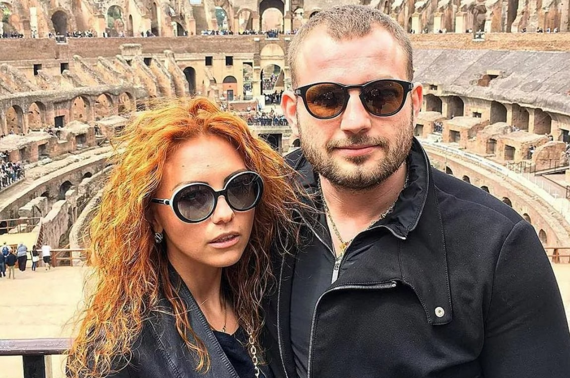 Crypto-oplichter (38) uit Dubai samen met zijn vrouw vermoord, gruwelijk  verminkt en begraven in woestijn | Foto | hln.be