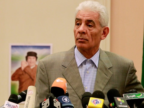Moussa Koussa doet de financieringsbelofte af als vals.