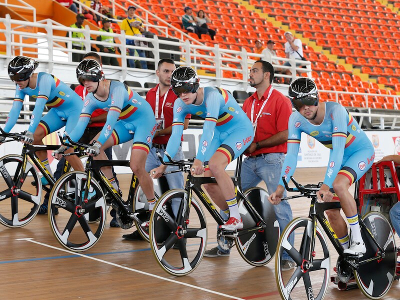 Onze mannen aan de start in Cali.