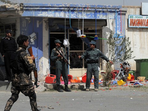 De taliban bestrijden de Afghaanse regering vooral met bomaanslagen.