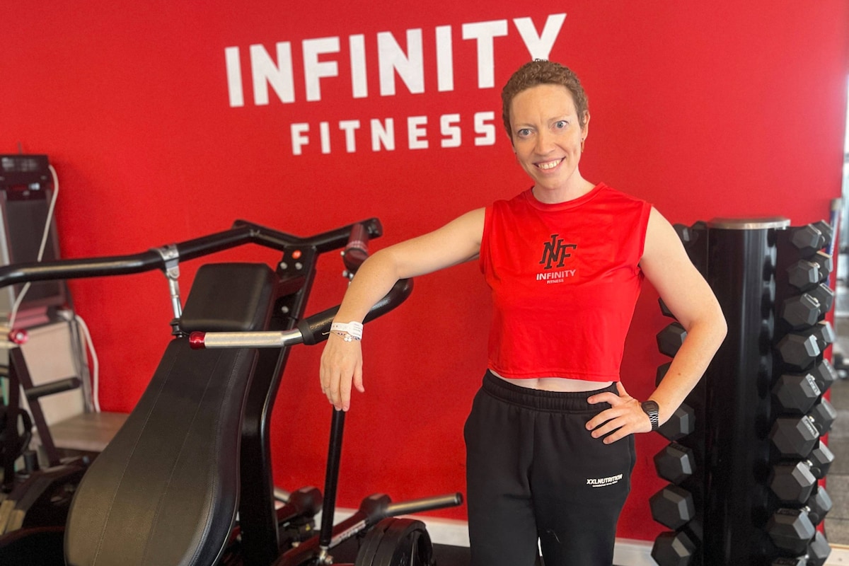 Charlotte geeft gratis pilates aan kankerpatiënten en heeft zélf borstkanker:  “Ik heb ontdekt hoeveel kracht en energie beweging kan geven” | Deinze |  HLN.be