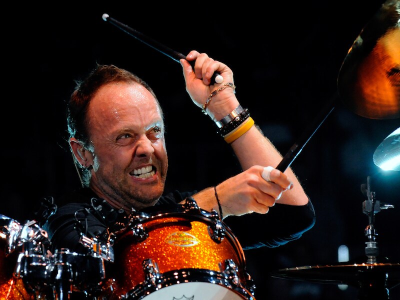 Lars Ulrich aan het werk.