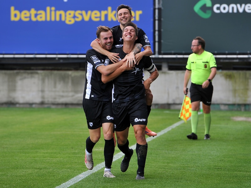 Emile Samyn (Eendracht Aalst Lede) na 3-0-winst tegen Ninove: “Voor onze enthousiaste fans kunnen we tien procent meer”
