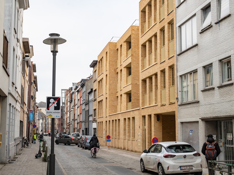 Verkeershinder door nutswerken Proximus rond Dambruggestraat in Antwerpen