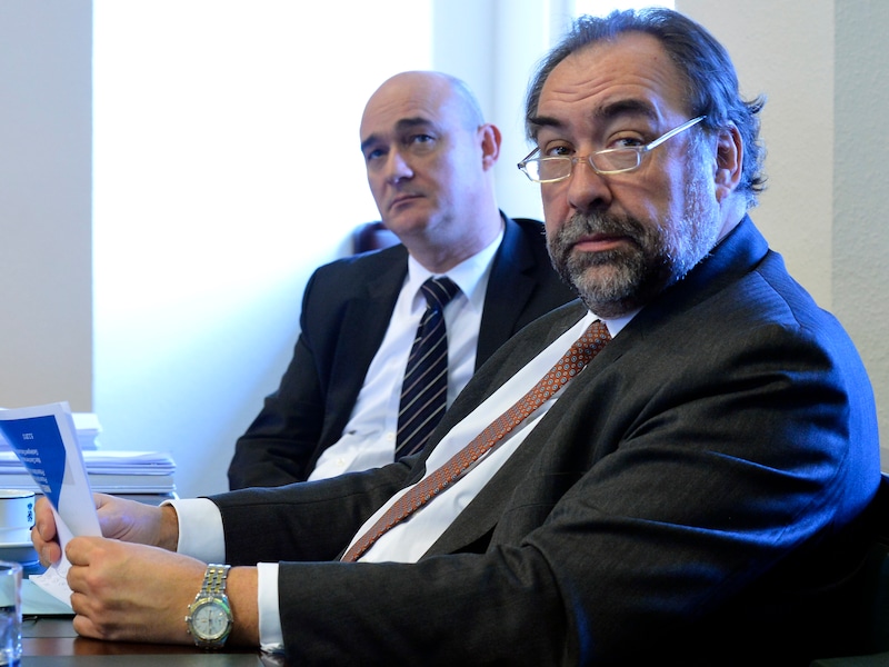 Jannie Haek (CEO NMBS-Holding) en Marc Descheemaecker (CEO NMBS).