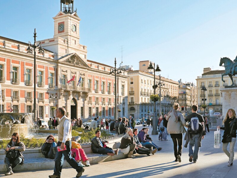 Puerta del Sol, letterlijk het middelpunt van Madrid.
