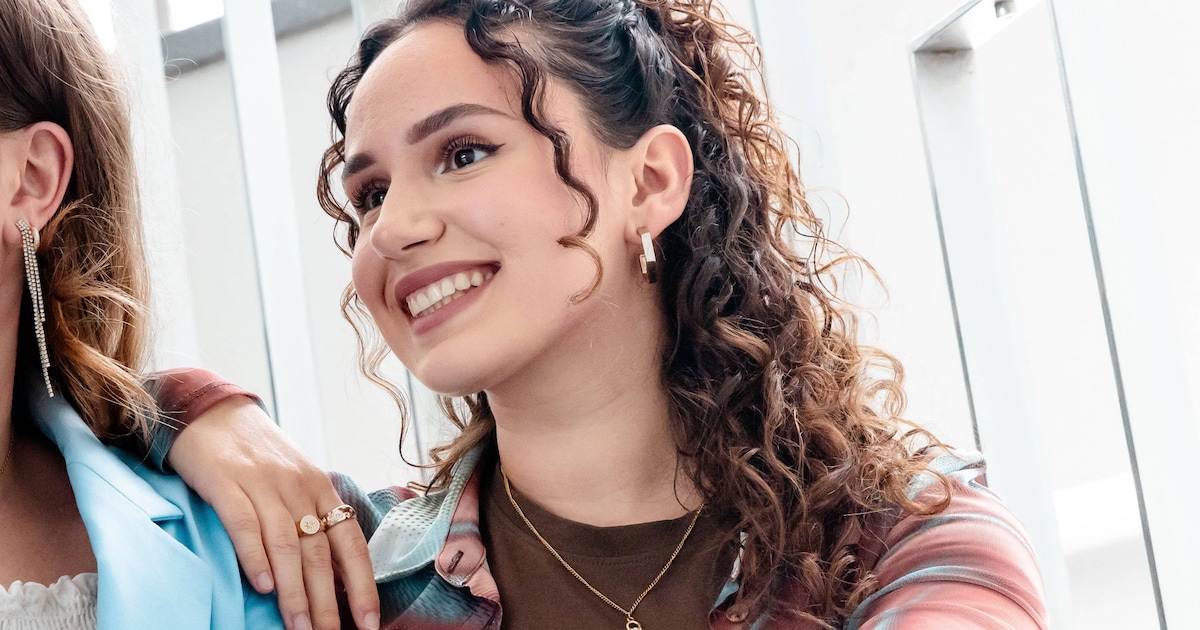 PXL-studente Ujeza (24) doorbreekt taboe rond onzichtbare ziektes: “Je zou versteld staan wat mensen