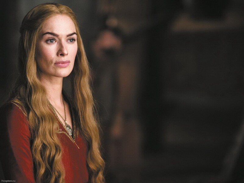 Cersei Lannister moet in de sleutelscène naakt een kerk uitlopen.