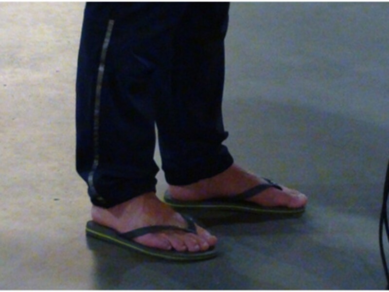 Hey baby, dit is LA! Ofwel draag je sokken tot aan de knie ofwel... teenslippers!