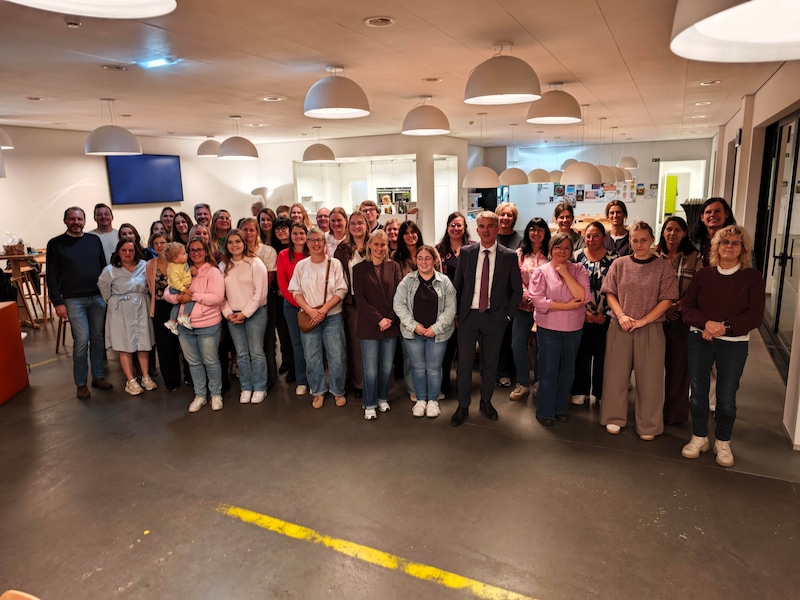 De gemeente Oostkamp verwende de kinderbegeleiders met een receptie.