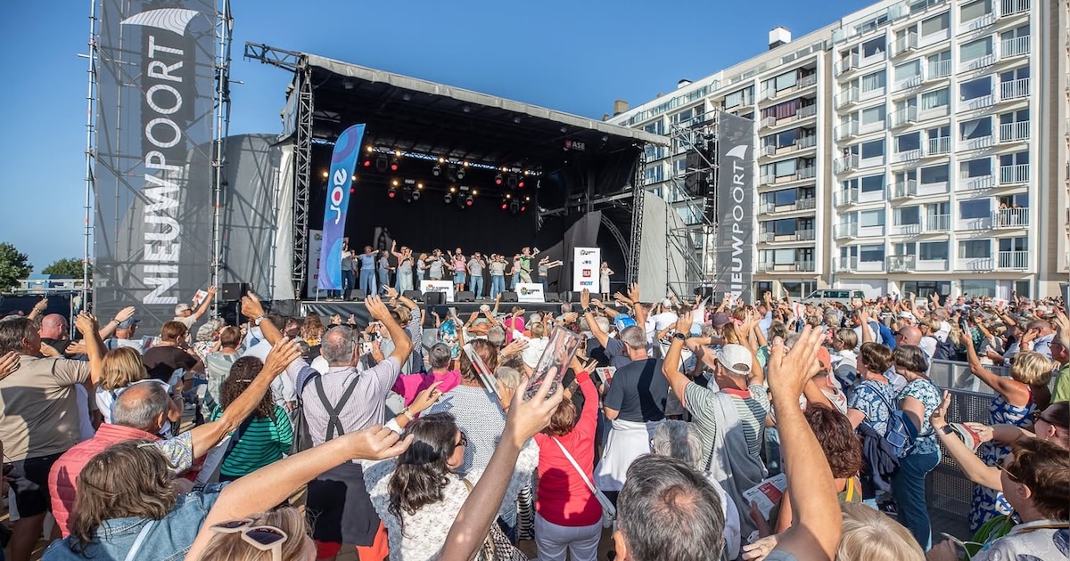 Benieuwd naar alle foto’s van Vlaanderen Zingt in Nieuwpoort? Je vindt ze hier