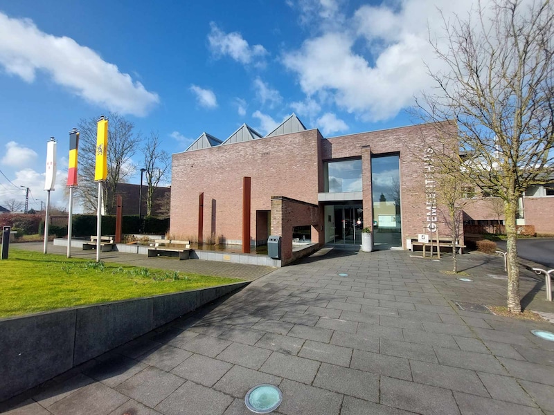 Stroom vraagt zomerregeling voor Ardoois stadhuis, maar burgemeester Buyck houdt voet bij stuk: “Groot voorstander van toegankelijke dienstverlening”