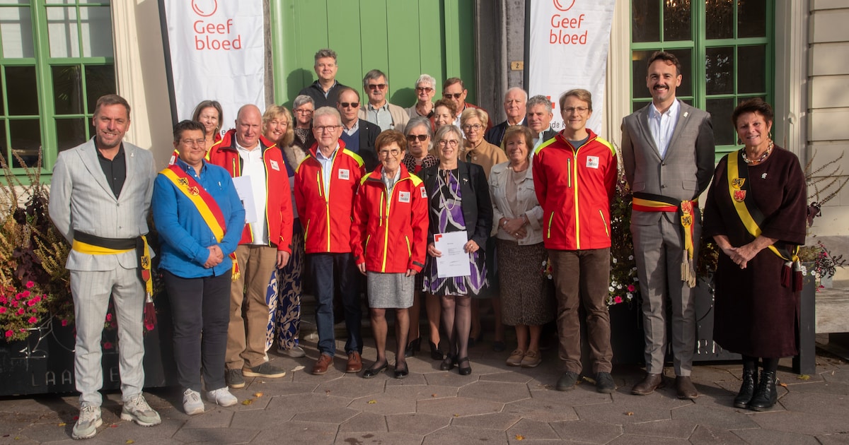 Rode Kruis Laarne huldigt bloedgevers, vrijwilligers en cursisten ...