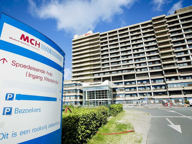 Het exterieur met het logo van het MCH Westeinde ziekenhuis in Den Haag waar een geval van de MERS bacterie is geconstateerd.